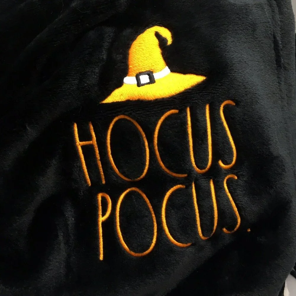 Rae Dunn Halloween HOCUS POCUS Fleece Throw Blanket Black Tassel Witch Hat 50x70